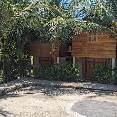 Rorys Beach Bar Phu Quoc Exterior photo